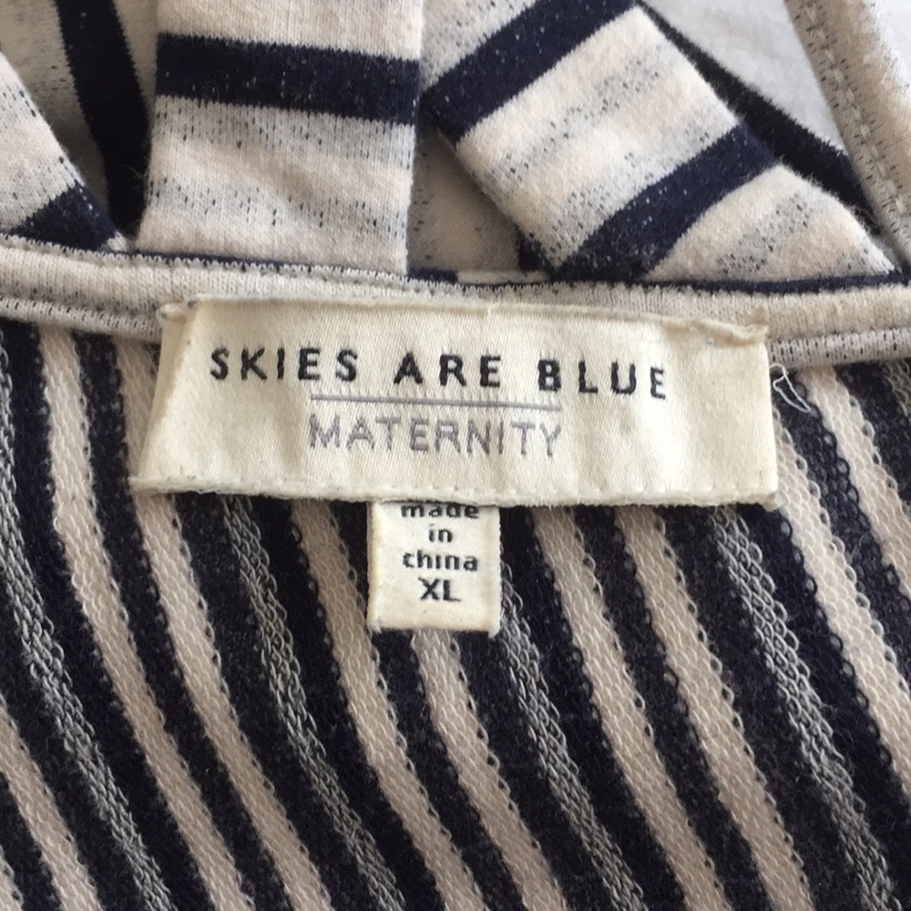Maternity Top - Picture 3 of 4